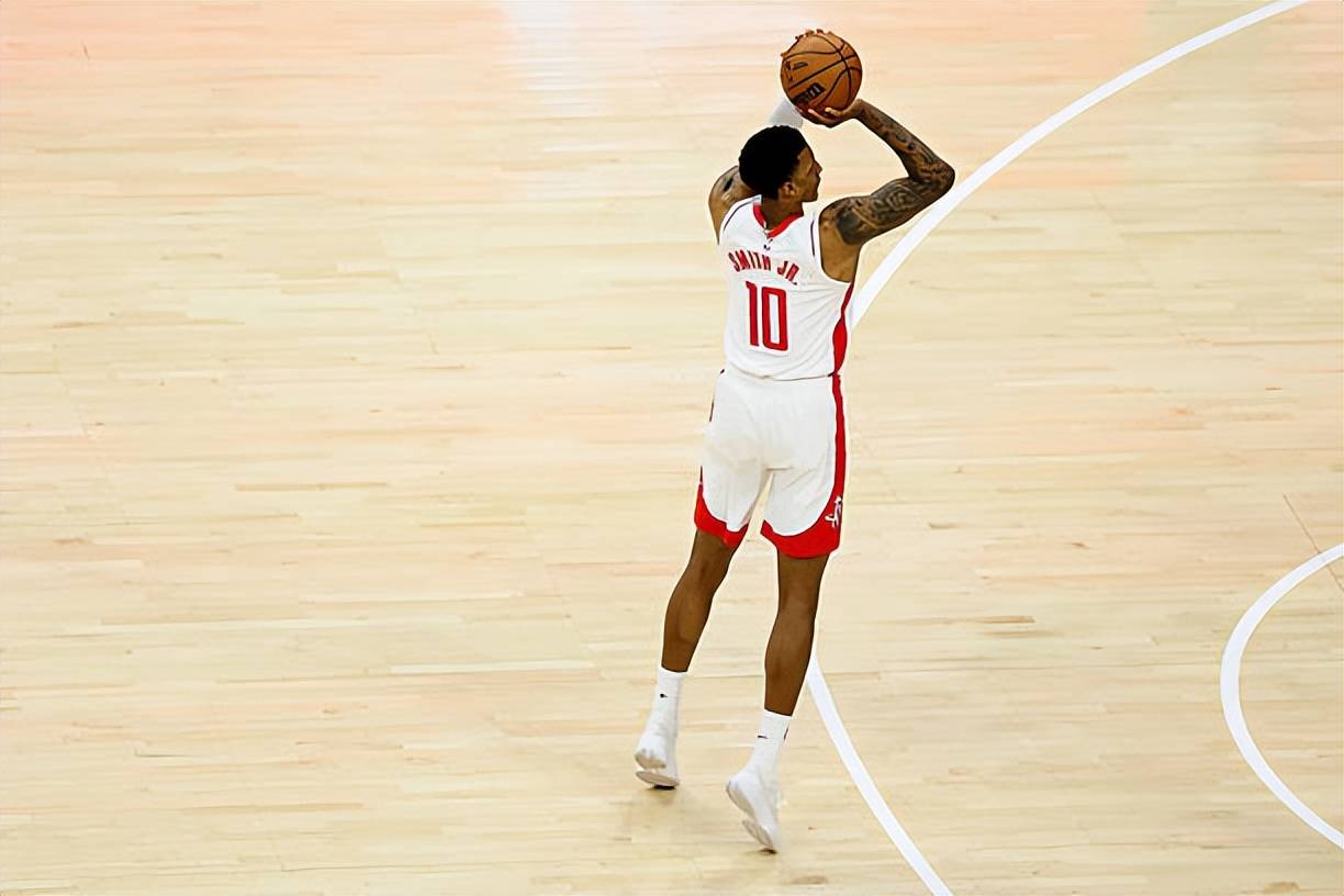 九游账号登录-重磅！Ming新星出色防守表现惊艳波尔图围绕NBA季后赛临场应变，休斯敦火箭外线爆发备战NBA季后赛的简单介绍